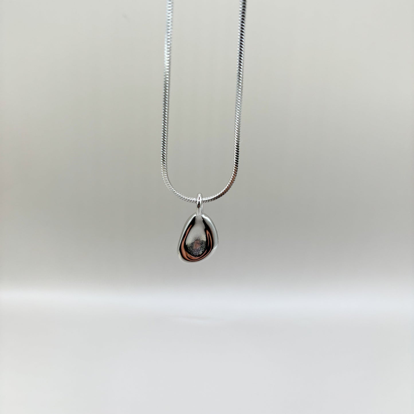 Aniyah Drop Necklace